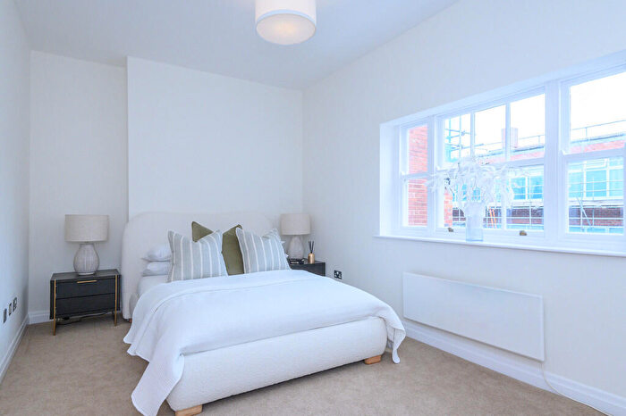 2 Bedroom Apartment For Sale In St Pauls, Leeds, LS1