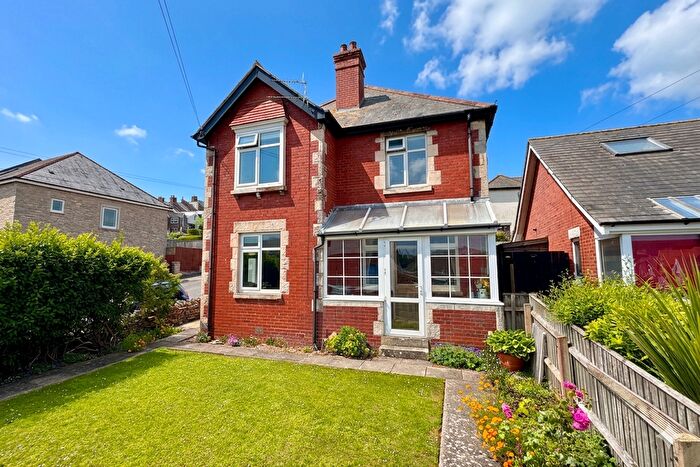 4 Bedroom Detached House For Sale In Howard Road, Swanage, BH19
