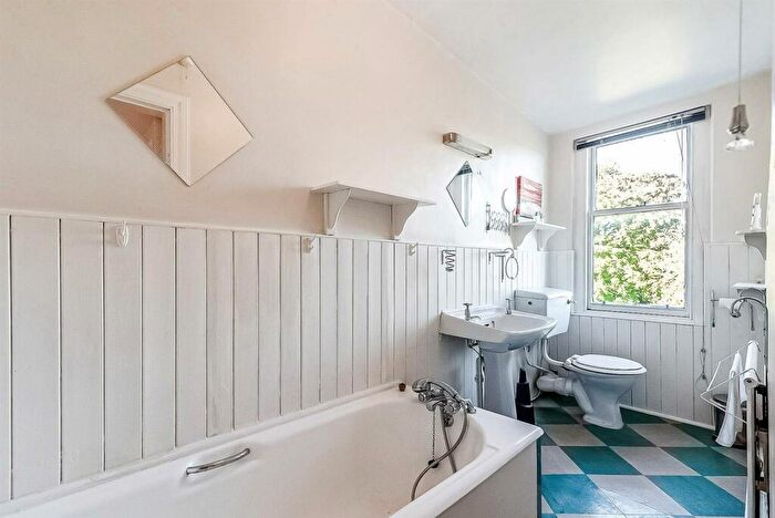 3 Bedroom Semi-Detached House For Sale In Lendrick, Main Street, Crook Of Devon, KY13