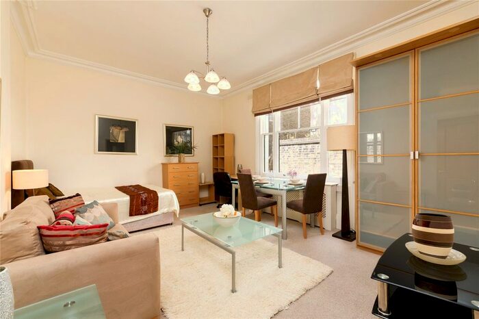 Studio To Rent In Ashburn Gardens, Kensington, London, SW7