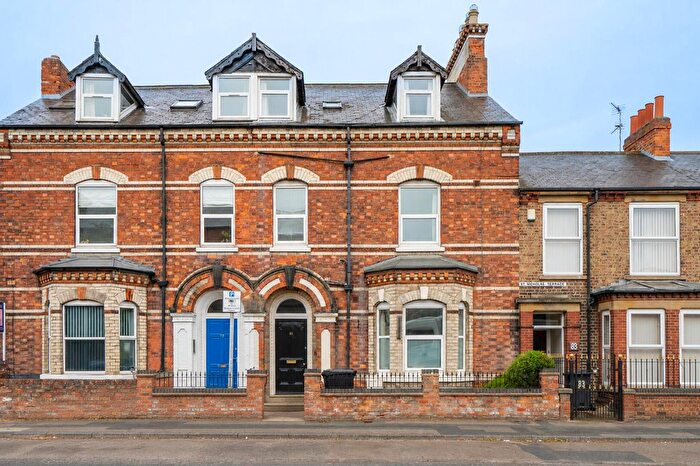 8 Bedroom Town House For Sale In Lawrence Street, York, YO10
