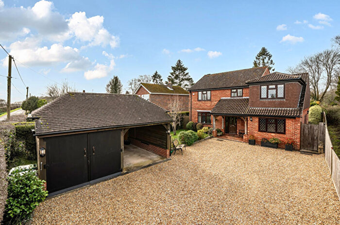 4 Bedroom Detached House For Sale In Winters Road, Shirrell Heath, Southampton, Hampshire, SO32