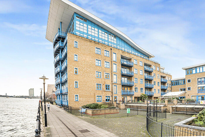 2 Bedroom Apartment To Rent In Rotherhithe Street, London, SE16
