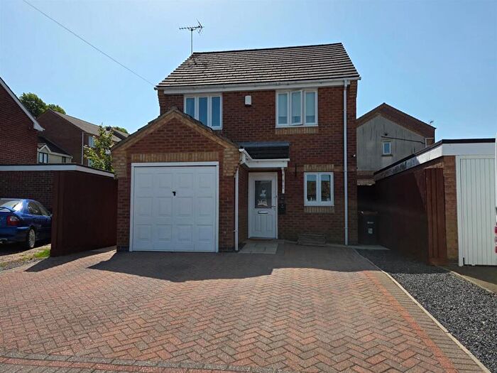 3 Bedroom Detached House For Sale In Starr Avenue, Sutton-In-Ashfield, NG17