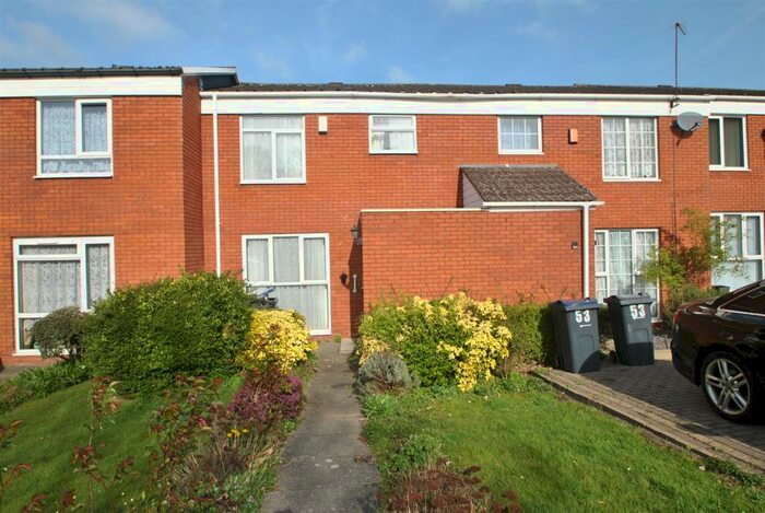 3 Bedroom House To Rent In Millpool Gardens, Birmingham, B14