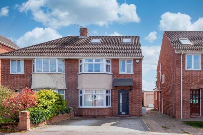 4 Bedroom Semi-Detached House To Rent In St. Leonards Road, Headington, OX3