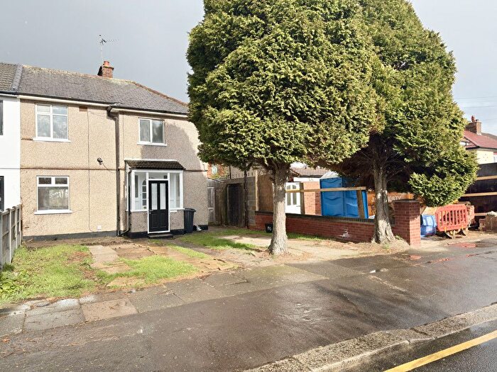 3 Bedroom Semi-Detached House To Rent In Duke Road, Barkingside, IG6