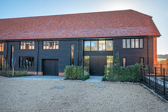 3 Bedroom Semi-Detached House For Sale In The Barns At Church Farm, Sparsholt, SO21
