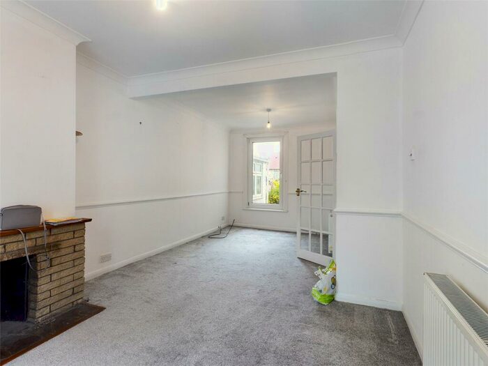 2 Bedroom Terraced House To Rent In Lewes Road, Newhaven, BN9