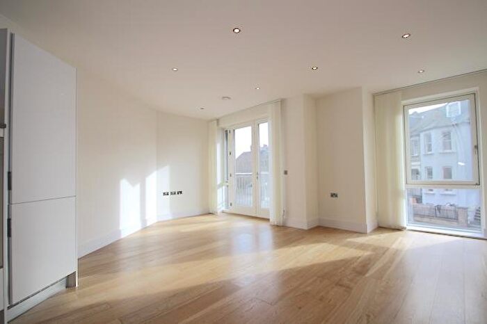 1 Bedroom Flat To Rent In Mill Lane, West Hampstead, NW6