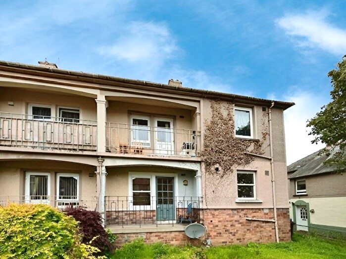 2 Bedroom Apartment For Sale In Stewart Street, Dysart, KY1