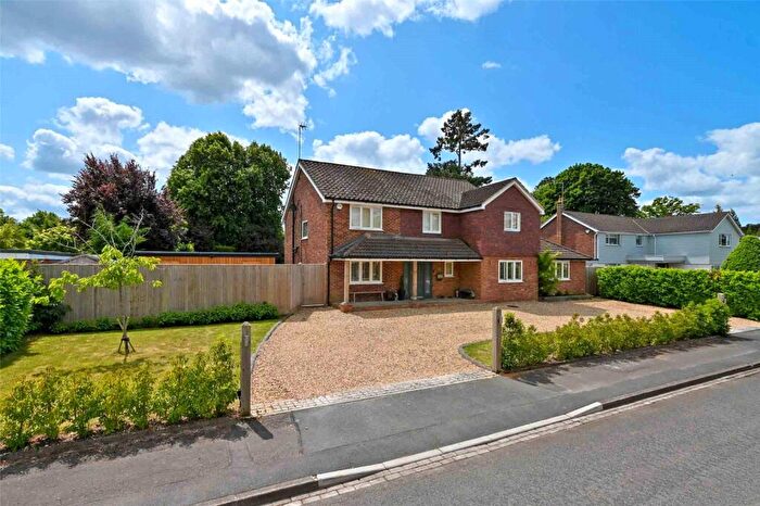 5 Bedroom Detached House For Sale In Battlemead Close, Maidenhead, Berkshire, SL6