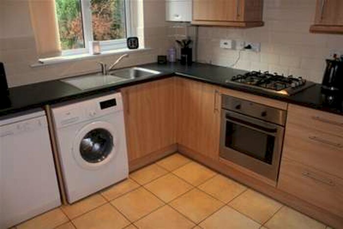 3 Bedroom House To Rent In Noonan Close, L9