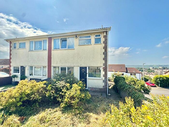 3 Bedroom Semi-Detached House For Sale In Brynmead Close, Sketty, Swansea, City And County Of Swansea., SA2