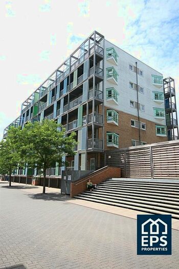 2 Bedroom Flat To Rent In Warren Close, Cambridge, CB2