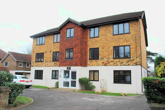 1 Bedroom Flat To Rent In Rushmon Court, Hook Road, Surbiton KT6
