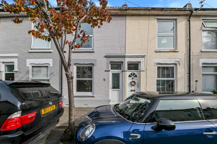 2 Bedroom Terraced House To Rent In Shakespeare Road, Portsmouth, PO1