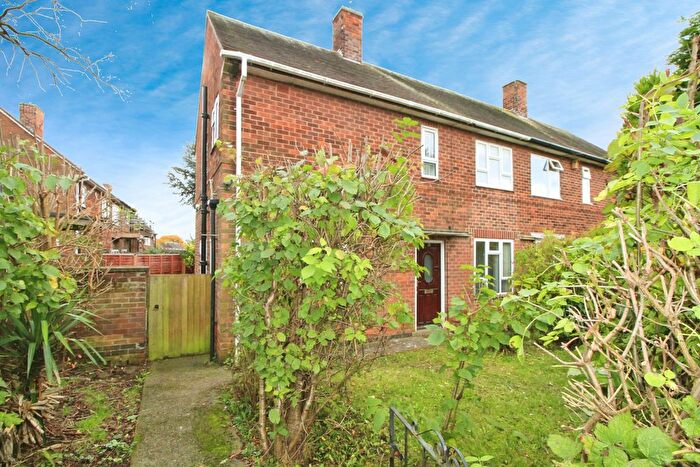 3 Bedroom End Of Terrace House To Rent In Huxley Close, Nottingham, NG8