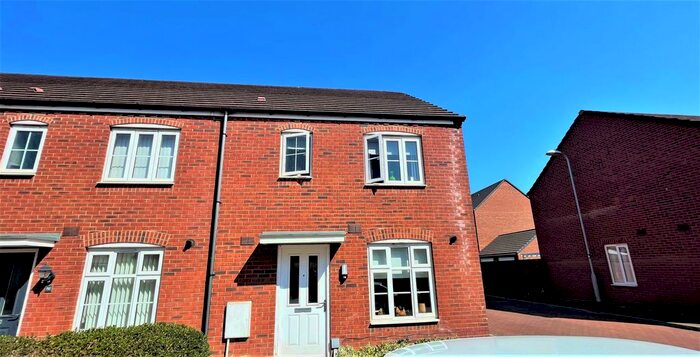 3 Bedroom Property To Rent In Corporation Road, Newport, NP19