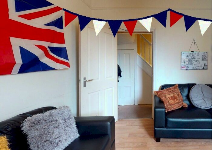 4 Bedroom Terraced House To Rent In Boultham Avenue - Student House For /, LN5