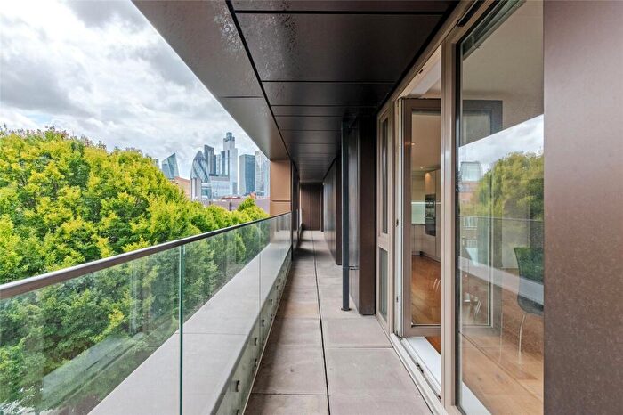 3 Bedroom Flat To Rent In Heneage Street, Whitechapel, E1