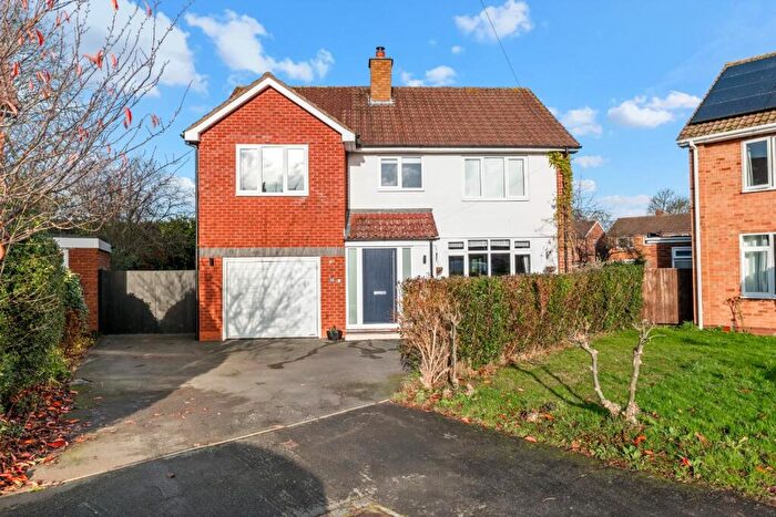 4 Bedroom Detached House For Sale In Freemans Close, Royal Leamington Spa, CV32
