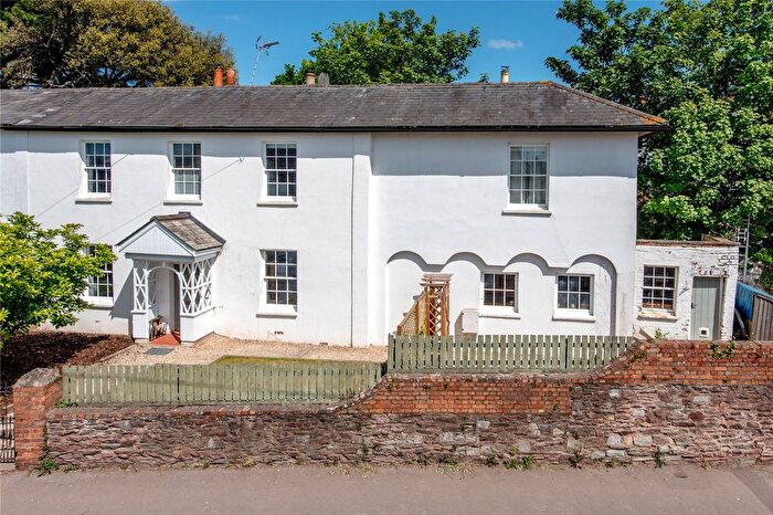 3 Bedroom Semi-Detached House For Sale In Staplegrove Road, Taunton, Somerset, TA2