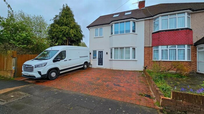 4 Bedroom Semi-Detached House To Rent In Clovelly Avenue, Ickenham, Uxbridge, UB10