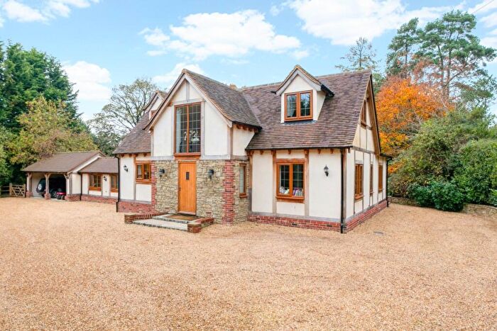 4 Bedroom Detached House To Rent In Wonham Way Peaslake, GU5