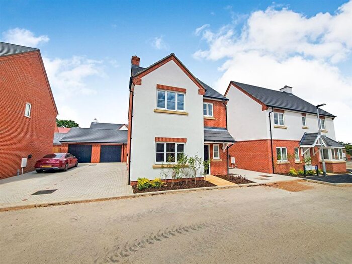 3 Bedroom Detached House For Sale In , Flying Fortress Way, Thurleigh, MK44