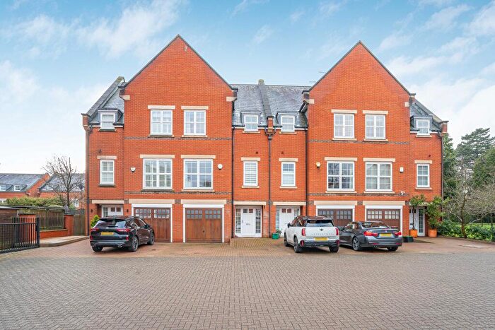 4 Bedroom Town House For Sale In Beningfield Drive, London Colney, AL2