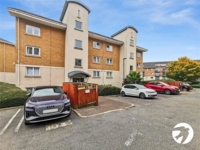 2 Bedroom Flat To Rent In Chichester Wharf, Erith, DA8
