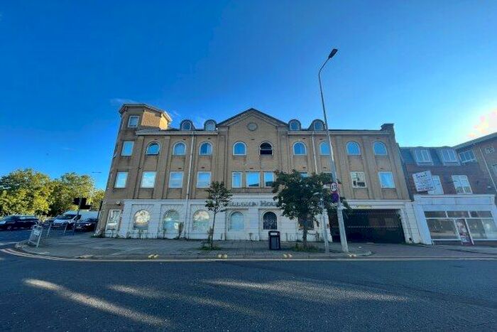 1 Bedroom Flat To Rent In Rainsford Road, Chelmsford, CM1