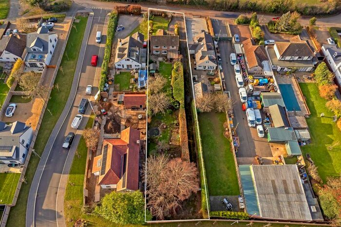 3 Bedroom Plot For Sale In Oaklands Lane, St. Albans, AL4