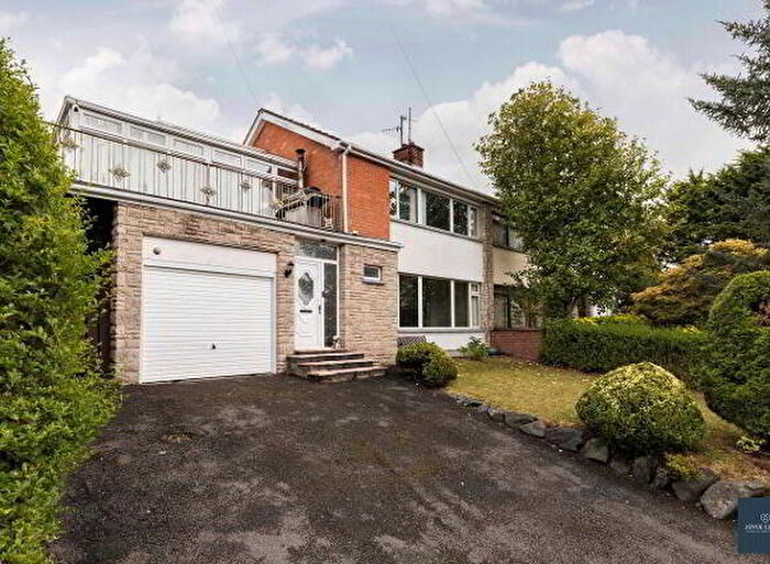 3 Bedroom Detached House For Sale In Kensington Avenue, Banbridge, BT32