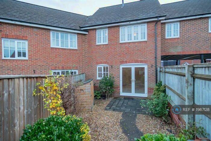 3 Bedroom Terraced House To Rent In Berry Way, Andover, SP10