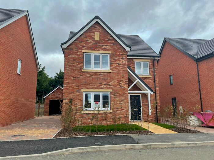 4 Bedroom Detached House For Sale In Spring Hill, Gravenhurst, Bedford, MK45