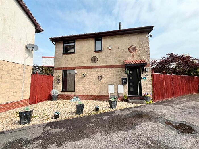 2 Bedroom House For Sale In Appletree Court, Worle, Weston Super Mare, BS22