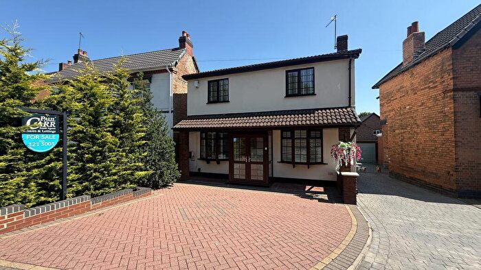 3 Bedroom Detached House For Sale In Chester Road, Sutton Coldfield, B73