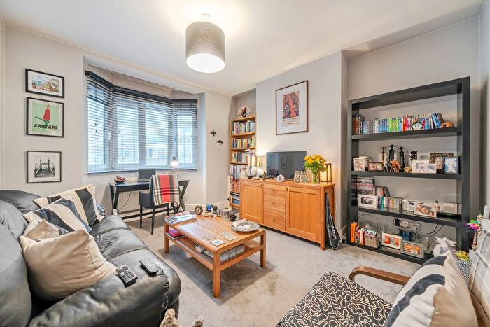 2 Bedroom Flat For Sale In Jean House, Tooting Grove, SW17