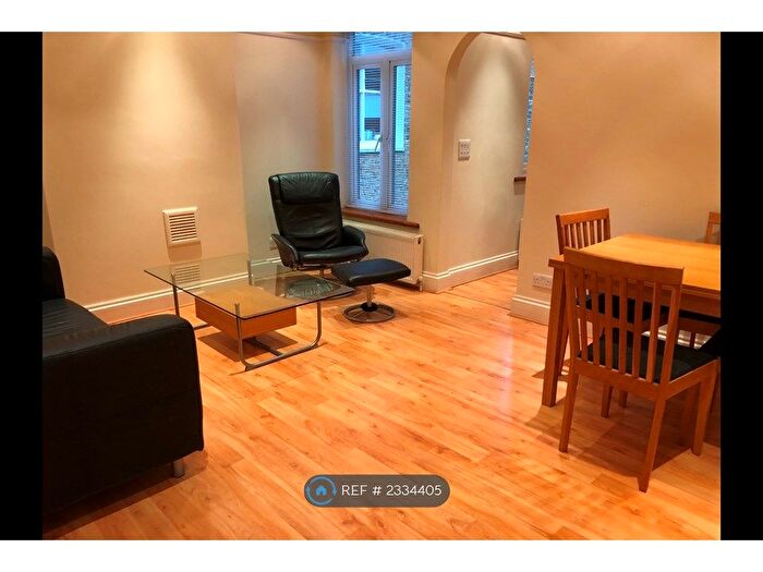 1 Bedroom Flat To Rent In Treport Street, London, SW18