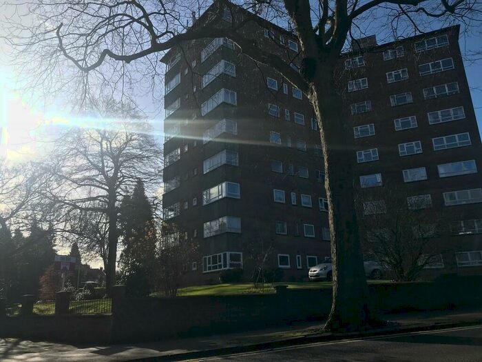 2 Bedroom Flat To Rent In Moseley Court, Moseley, B13