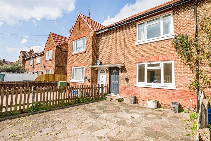 2 Bedroom Terraced House To Rent In Mead Road, Ham, Richmond, TW10