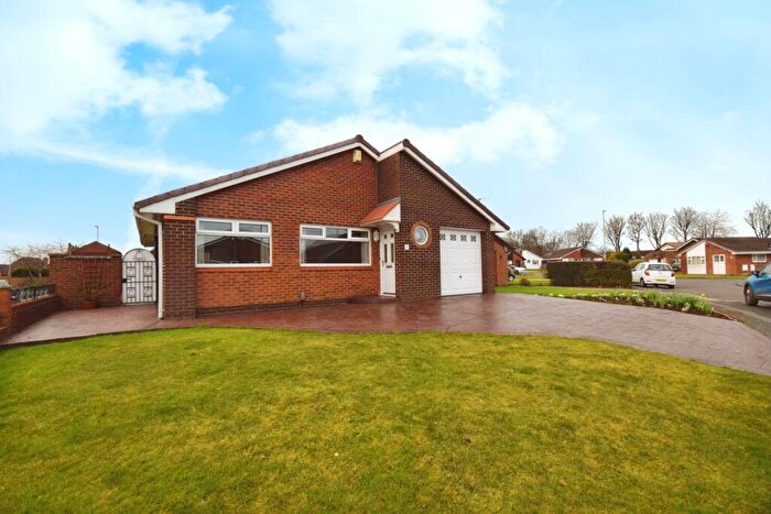 2 Bedroom Detached Bungalow For Sale In Baumville Drive, Spital, CH63