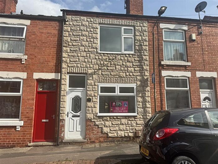 3 Bedroom Terraced House To Rent In John Street, Ilkeston, DE7