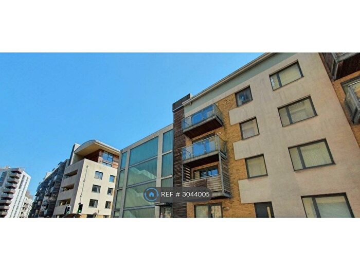 3 Bedroom Flat To Rent In Fleet Street, Brighton, BN1