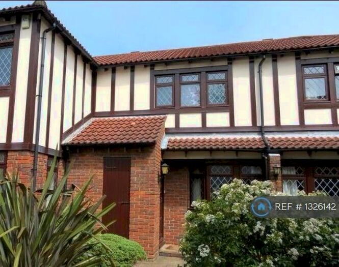 2 Bedroom Terraced House To Rent In West Cliff Mews, Bournemouth, BH2