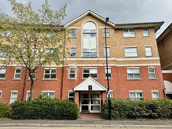 1 Bedroom Flat For Sale In Charles Street, Croydon, CR0