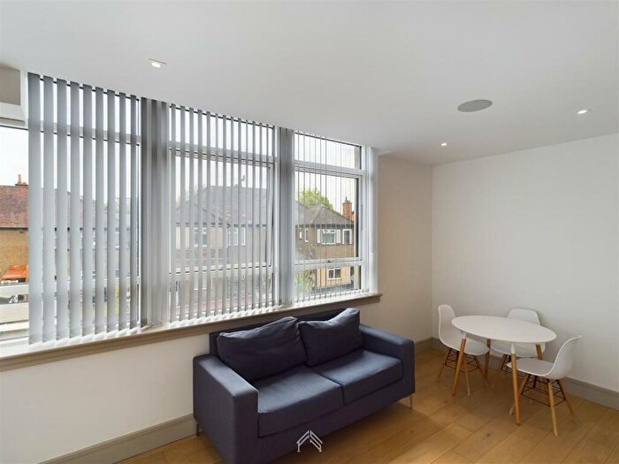 2 Bedroom Flat To Rent In Broad House, Imperial Drive, Rayners Lane, Harrow, HA2