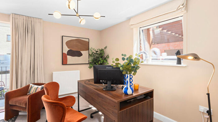 2 Bedroom Flat For Sale In Evolution Court, Cambridge, CB3